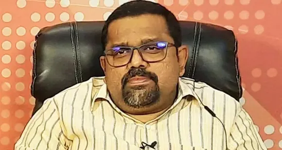 ബിനു ചാക്കോയുടെ വാക്‌സാമര്‍ത്ഥ്യത്തില്‍ മയങ്ങി ലക്ഷങ്ങള്‍ നഷ്ടപ്പെട്ടവരില്‍ കേന്ദ്രമന്ത്രിയുടെ ബന്ധുമുതല്‍ മനോരമയില്‍ നിന്നും വിരമിച്ച മുതിര്‍ന്ന മാധ്യമ പ്രവര്‍ത്തകന്‍ വരെ ! നിയമനിര്‍മ്മാണ സഭയില്‍ അംഗമാക്കാമെന്ന് വാഗ്ദാനം ചെയ്ത് മാധ്യമപ്രവര്‍ത്തകനില്‍ നിന്നും തട്ടിയെടുത്തത് അഞ്ചുലക്ഷം ! റെയില്‍വേയില്‍ വ്യാജരേഖ ചമച്ച് 'കരാര്‍' നല്‍കിയത് മുന്‍ കേന്ദ്രമന്ത്രിയുടെ ബന്ധുവിന്. പണം നഷ്ടപ്പെട്ട കോഴിക്കോട്ടെ അധ്യാപികയുമായി ചങ്ങാത്തം സ്ഥാപിച്ചത് സഭാ നേതൃത്വത്തിനെതിരെ നടന്ന ആക്രമണത്തെ പ്രതിരോധിക്കാനെന്ന പേരില്‍. തെക്കന്‍കേരളത്തിലെ യുവനേതാവില്‍ നിന്നും പണം വാങ്ങിയത് പരിവര്‍ത്തിത ക്രൈസ്തവ ശുപാര്‍ശിത കോര്‍പറേഷന്‍ അധ്യക്ഷ സ്ഥാനം വാഗ്ദാനം ചെയ്ത്. ജോലി വാക്ദാനം ചെയ്ത് പണം തട്ടി അറസ്റ്റിലായ 'വ്യാജ സഭാ വക്താവ് ' ബിനു ചാക്കോയുടെ തട്ടിപ്പുകഥകള്‍ സിനിമയെ വെല്ലുന്നത്. തട്ടിച്ചെടുത്ത പണത്തിന്റെ സമ്പാദ്യം തേടി പോലീസ് !