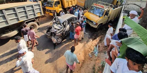 ടിപ്പർ ലോറിയിൽ കാറിടിച്ച് കാർ യാത്രക്കാരന് ഗുരുതര പരിക്ക്