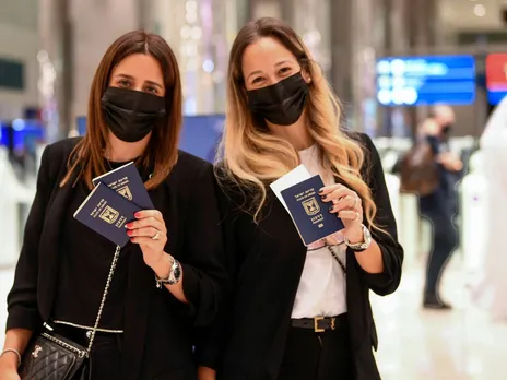 എല്ലാ രാജ്യങ്ങളില്‍ നിന്നുമുള്ള സന്ദർശക വിസക്കാര്‍ക്ക് യുഎഇയിലേക്ക് യാത്ര ചെയ്യാന്‍ അനുമതി; പുതിയ തീരുമാനം ഓഗസ്റ്റ് 30 മുതല്‍ പ്രാബല്യത്തില്‍