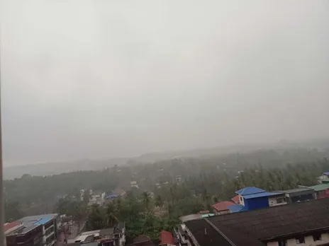 പുണ്യ മഴ (കുറിപ്പ്)