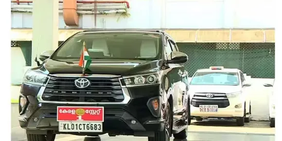 ക്ലിഫ് ഹൗസിൽ നിന്നും മസ്കറ്റ് ഹോട്ടലിലേക്കുള്ള യാത്രയിൽ മറ്റ് വാഹനങ്ങൾ തടഞ്ഞു, മുഖ്യമന്ത്രിക്ക് ഇന്നും കനത്ത സുരക്ഷ