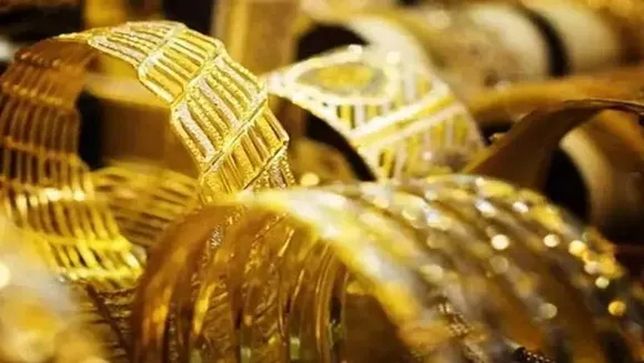 സ്വ​ര്‍​ണ വി​ല വ​ര്‍​ധി​ച്ചു; പവന് 35,280 രൂ​പ​യായി