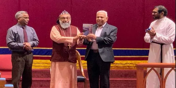 ലവ് ലൈക് എ റിവർ- ഡോ. യൂയാക്കിം മാർ കൂറിലോസ് സഫ്രഗൻ മെത്രാപ്പോലീത്ത പ്രകാശനം ചെയ്തു