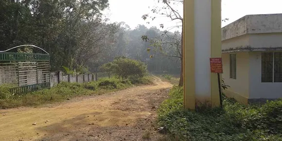 ഉഴവൂർ ഗ്രാമപഞ്ചായത്ത് മോനിപ്പള്ളിയില്‍ പ്രവര്‍ത്തനം നിലച്ച് കാടുപിടിച്ച് കിടക്കുന്ന ഗതാഗതവകുപ്പിന്‍റെ ഡ്രൈവിംഗ് ടെസ്റ്റ് കേന്ദ്രം ആയൂര്‍വേദ ആശുപത്രിക്കായി നല്‍കണമെന്നാവശ്യപ്പെട്ട് മെമ്പര്‍ ശ്രീനി തങ്കപ്പന്‍ ഗതാഗത വകുപ്പ് മന്ത്രിക്ക് കത്തയച്ചു