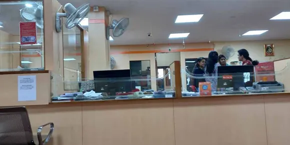 നെറ്റ്‌വർക്ക് തകരാര്‍; ബാങ്ക് ഓഫ് ബറോഡ ഒലവക്കോട് ബ്രാഞ്ചിന്‍റെ പ്രവർത്തനം നിലച്ചു