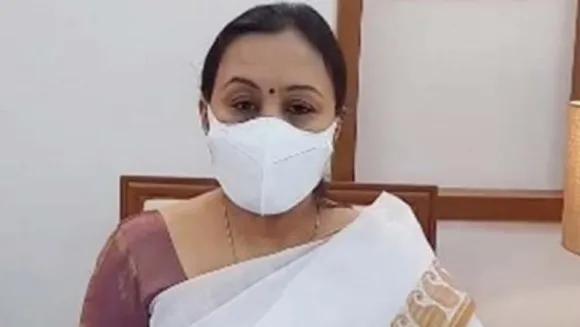 പത്തനംതിട്ടയില്‍ ആരോഗ്യമന്ത്രി വീണാ ജോര്‍ജിന് നേരേ യൂത്ത് കോണ്‍ഗ്രസ് പ്രവര്‍ത്തകരുടെ കരിങ്കൊടി; നാലു പേര്‍ കസ്റ്റഡിയില്‍