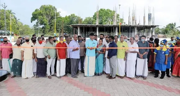 തച്ചമ്പാറ പെട്രോൾ പമ്പ് പ്രവർത്തനം തുടങ്ങി; പഞ്ചായത്ത് പ്രസിഡണ്ട് ഉദ്ഘാടനം നിര്‍വ്വഹിച്ചു