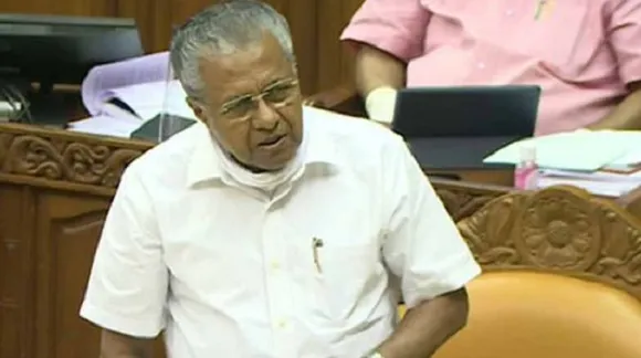 സ്വര്‍ണക്കടത്ത് വിവാദത്തില്‍ തെറ്റിദ്ധാരണ പരത്താനാണ് പ്രതിപക്ഷ ശ്രമമെന്നു മുഖ്യമന്ത്രി; മാധ്യമങ്ങള്‍ക്കും വിമര്‍ശനം. മുഖ്യമന്ത്രി ചോദ്യങ്ങളില്‍ നിന്നും ഒളിച്ചോടുന്നുവെന്നു പ്രതിപക്ഷം; മൂന്നേ മുക്കാല്‍ മണിക്കൂറോളം നീണ്ട പ്രസംഗം തടസ്സപ്പടുത്തി പ്രതിപക്ഷം