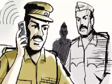 ലോക്ക്ഡൗണ്‍ മുതല്‍ ഭർത്താവ് കുളിക്കുന്നില്ല: ലൈംഗിക ബന്ധത്തിന് നിര്‍ബന്ധിക്കുന്നുവെന്ന പരാതിയുമായി ഭാര്യ