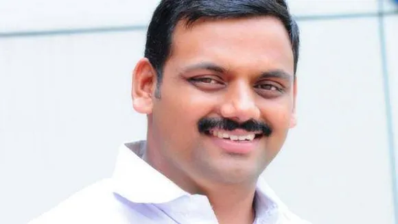 താങ്കൾ ഉൾപ്പടെ 8 ആളുകൾ സസ്പെന്റ് ചെയ്യപ്പെടുമ്പോൾ കൂടെയുളള 3 ആളുകൾ കോൺഗ്രസുകാരാണെന്ന കാര്യത്തിൽ സംശയമില്ലല്ലോ? അവരോടൊപ്പം ആണ്‌ താങ്കളും സസ്പെഷനിലായത്‌ , അല്ലാതെ താങ്കളോടൊപ്പം അവരല്ല എന്ന് ആദ്യം അംഗീകരിക്കുക; എളമരം കരീമിനെതിരെ ഡീന്‍ കുര്യാക്കോസ്