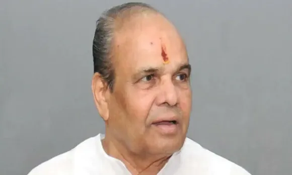 സിപിഎമ്മിന്റെ കോട്ടയായിരുന്ന പാലക്കാട് കോണ്‍ഗ്രസിനെ വളര്‍ത്തിയ നേതാവ്‌;  ആറ് സംസ്ഥാനങ്ങളുടെ ഗവര്‍ണര്‍സ്ഥാനം വഹിച്ച ഏക മലയാളി! കെ. ശങ്കരനാരായണൻ യാത്രയാകുന്നതോടെ നഷ്ടമാകുന്നത് കോണ്‍ഗ്രസ് രാഷ്ട്രീയത്തിലെ വിവിധ തലമുറകളിലുള്ളവരുടെ ഗുരുനാഥനെ; 'അനുപമം ഈ ജീവിതം'
