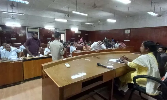 മാസ്റ്റർ പ്ലാൻ കരട് റിപ്പോർട്ട്: പാലക്കാട് നഗരസഭ കൗൺസിൽ യോഗത്തിൽ മൂർച്ചയേറിയ വാഗ്വാദം; കുളങ്ങൾ പലതും കാണാനില്ലെന്ന് പ്രതിപക്ഷത്തിന്റെ പരാതി