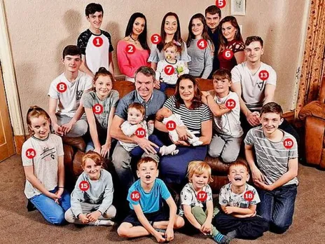 44 -)൦ വയസിൽ ബ്രിട്ടനിലെ അമ്മ ജന്മം നൽകുന്നത് 23 -മത്തെ കുഞ്ഞിന്. 10 ബെഡ് റൂമുകളുള്ള വീട്ടിൽ ആഹാരത്തിനുമാത്രം ഒരാഴ്ച ചെലവാകുന്നത് 35000 രൂപ.. ബ്രിട്ടനിലെ ഏറ്റവും വലിയ കുടുംബം !