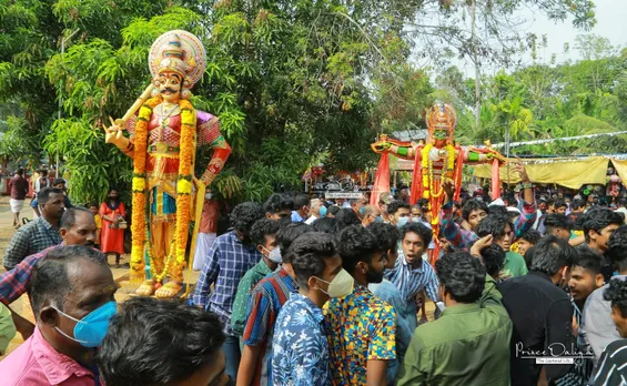 കളമ്പൂക്കാവിലെ പാനമഹോത്സവക്കാഴ്ചകൾ