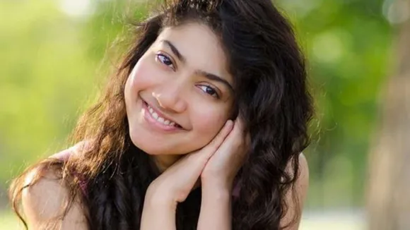 ഇടതുപക്ഷമെന്നും വലതുപക്ഷമെന്നും കേട്ടിട്ടുണ്ട്, പക്ഷേ ആരാണ് ശരി എന്നറിയില്ല: സായ് പല്ലവി