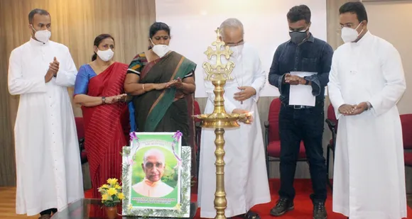 പാര്‍ശ്വവല്‍ക്കരിക്കപ്പെട്ട ജനവിഭാഗങ്ങളുടെ ഉന്നമനത്തിന് 'സേവ് എ ഫാമിലി പ്ലാന്‍' കുടുംബശാക്തീകരണ പദ്ധതി വഴിയൊരുക്കി - മാര്‍ മാത്യു മൂലക്കാട്ട്