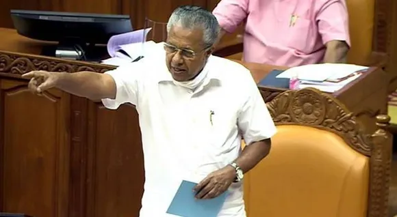 നിമയസഭയില്‍ ചര്‍ച്ച ചെയ്യേണ്ടത് പുത്തരിക്കണ്ടം മൈതാനത്ത് ചര്‍ച്ച ചെയ്തിട്ട് കാര്യമില്ലന്ന് വിഡി സതീശന്‍;  സില്‍വര്‍ ലൈന്‍ പദ്ധതി നാടിനെ രണ്ടായി വിഭജിക്കുമെന്ന പ്രചാരണം തെറ്റാണെന്ന് മുഖ്യമന്ത്രി