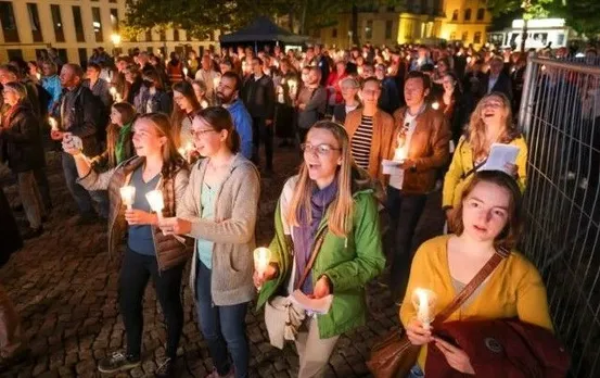 ഒക്ടോബര്‍ 3 ജര്‍മനിയുടെ യൂണിറ്റി ഡേ ; ആശംസകള്‍