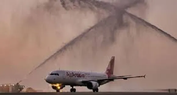 ഇ​ന്ത്യ​യി​ൽ നി​ന്ന് ഷാ​ർ​ജ​യി​ലേ​ക്ക് വ​രാ​ൻ ഇ​നി ഐ​സി​എ അ​നു​മ​തി ആ​വ​ശ്യ​മി​ല്ലെ​ന്ന് എ​യ​ർ അ​റേ​ബ്യ