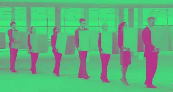 അമേരിക്കന്‍ എയര്‍ലൈന്‍സ് ഒക്ടോബര്‍ മുതല്‍ 19000 ജീവനക്കാരെ പിരിച്ചു വിടും