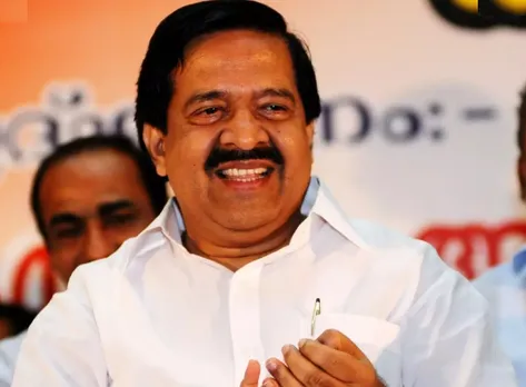 ചെന്നിത്തല എന്തൊക്കെ ഉന്നയിച്ചിട്ടുണ്ടോ അതൊക്കെ സര്‍ക്കാര്‍ റദ്ദാക്കിയിട്ടുമുണ്ട് ! അതിനിയും വരാനിരിക്കുന്നു. സര്‍ക്കാരിന്‍റെ നേട്ടത്തെ കടത്തിവെട്ടുന്നതാണ് പ്രതിപക്ഷ നേതാവിന്‍റെ റദ്ദാക്കല്‍ നേട്ടങ്ങള്‍ ! വെറുതെയല്ല ചെന്നിത്തലക്കെതിരെയുള്ള സൈബര്‍ ആക്രമണം. അന്ന് വിഎസ് എന്തായിരുന്നു ? ഇന്ന് ചെന്നിത്തലയും അങ്ങനെതന്നെ ? സിപിഎമ്മിന്റെ കയ്യബദ്ധം രമേശിന് നല്‍കുന്നത്  ഉയര്‍ത്തെഴുന്നേല്‍പ്പാകുമോ ?