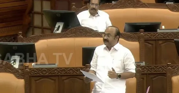 കോടതിയുടെ പരിഗണനയിലുള്ള വിഷയങ്ങൾ സഭയിൽ ചർച്ച ചെയ്യാനാകില്ല; ശബരീനാഥനെ അറസ്റ്റു ചെയ്ത നടപടിയെക്കുറിച്ചുള്ള അടിയന്തര പ്രമേയ നോട്ടിസിന് അവതരണാനുമതി നിഷേധിച്ചു, പ്രതിപക്ഷം നിയമസഭ ബഹിഷ്‌ക്കരിച്ചു