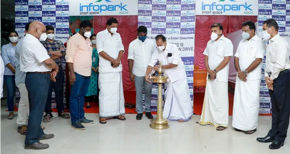ഇന്‍ഫോപാര്‍ക്കില്‍ മാസ് വാക്‌സിനേഷന്‍ ക്യാമ്പ് തുടങ്ങി