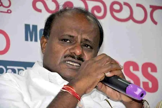 'കർണാടകവുമായി അടുത്ത ബന്ധം പുലർത്തുന്ന സ്ഥലമാണ് കാസര്‍കോട്; ഭാഷാ ഐക്യത്തിന്റെയും സഹവർത്തിത്വത്തിന്റെയും പ്രതീകമായി കാസര്‍കോട് നിലനിൽക്കുന്നു' -കാസര്‍കോട്ടെ ചില സ്ഥലങ്ങളുടെ പേര് മലയാളവൽക്കരിക്കാനുള്ള നീക്കത്തിൽ‌ നിന്ന്  കേരള സര്‍ക്കാര്‍ പിന്മാറണമെന്ന്  എച്ച്.ഡി. കുമാരസ്വാമി