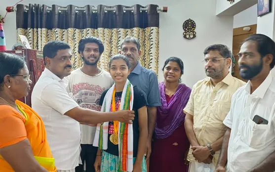 സംസ്ഥാന റോളർ സ്കേറ്റിങ് ചാമ്പ്യൻഷിപ്പിൽ 4 ഗോൾഡ് മെഡലോടെ ദേശീയ ചാമ്പ്യൻഷിപ്പിൽ യോഗ്യത നേടി അഭിമാനതാരമായി അബ്‌ന...