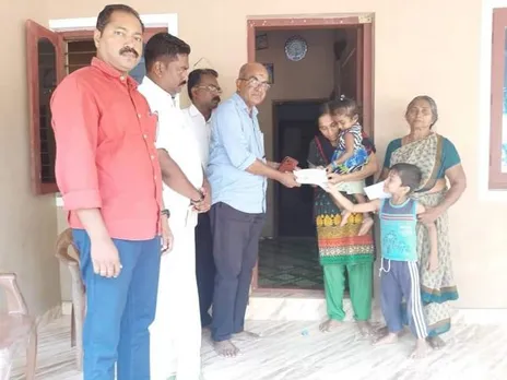 ആഫ്രിക്കയില്‍ വെച്ച് മരണപ്പെട്ട അജയന്റ കുടുംബത്തിന് അബിജാന്‍ മലയാളീസ് കൂട്ടായ്മയുടെ സാന്ത്വന സ്പര്‍ശം