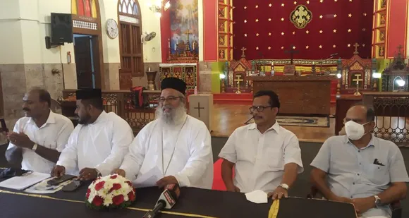 കണ്ടനാട് വെസ്റ്റ് ഭദ്രാസനത്തിന്റെ തലപ്പള്ളിയായ വിശുദ്ധ മർത്തമറിയം ഓർത്തഡോക്സ് പള്ളിയിലേക്ക് എഴുന്നുള്ളുന്ന മലങ്കര മെത്രാപ്പോലീത്തയും പൗരസ്ത്യ കാതോലിക്കായുമായ മോറാൻ മോർ ബസേലിയോസ് മാർത്തോമാ മാത്യൂസ് തൃതീയൻ കാതോലിക്കാ ബാവയ്ക്ക് പള്ളിയും ഇടവകാംഗങ്ങളും നാട്ടുകാരും ചേർന്ന് വമ്പിച്ച വരവേൽപ്പ് നൽകും