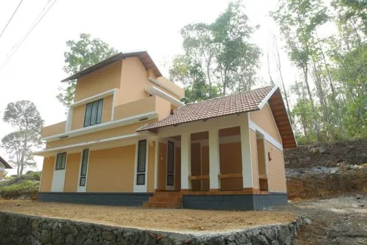 ഇടുക്കിയിലെ ഉരുൾപൊട്ടലിൽ ഭൂമിയും വീടും നഷ്ടപ്പെട്ട 7 കുടുംബങ്ങൾക്ക് വീടൊരുങ്ങി