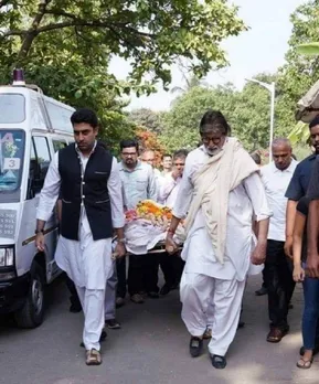 വീട്ടുജോലിക്കാരന്റെ ശവമഞ്ചം ചുമന്ന് അമിതാഭും മകനും : ചിത്രം സോഷ്യല്‍ മീഡിയയില്‍ വൈറലാകുന്നു