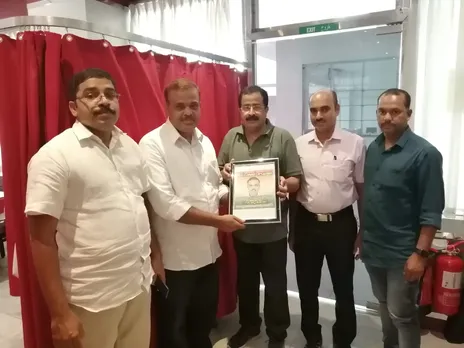 പാലക്കാട് സൗഹൃദവേദി നാസർ മണ്ണാർക്കാടിന് യാത്രയപ്പ് നൽകി..