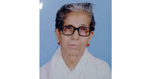 വണ്ടിത്താവളം പട്ടഞ്ചേരി പടിഞ്ഞാറെക്കോട് പരേതനായ മുത്തുവിന്‍റെ ഭാര്യ മീനാക്ഷി നിര്യാതയായി