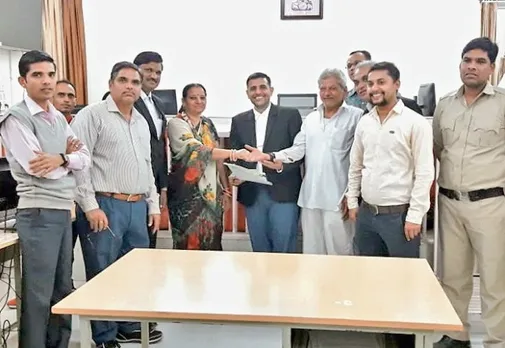 അമരയ്ക്കാ കറിയുടെ പേരിൽ 17 വർഷം നീണ്ട ഒരു ഭാര്യാ - ഭർതൃ പിണക്കം ! ഒടുവിൽ കോടതിയിൽ ജഡ്‌ജിയുടെ അപേക്ഷപ്രകാരം ഭർത്താവിന് കറിവച്ചുനൽകി പിണക്കം തീർത്തു ഭാര്യ !