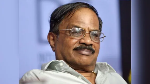 വാക്കിന്റെ കുലപതിക്ക് ഇന്ന് 88ാം പിറന്നാള്‍ ! മലയാളിയുടെ ഹൃദയത്തില്‍ ഇടംപിടിച്ച മഹാനായ എഴുത്തുകാരന്‍ എംടി 88ന്റെ നിറവില്‍. ജീവിതങ്ങളെ അക്ഷരങ്ങളാക്കുന്നതിനൊപ്പം അഭ്രപാളികളിലൂടെ ജനമനസുകളില്‍ ആഴത്തില്‍ അടയാളപ്പെടുത്തിയ കഥാകാരന് പിറന്നാള്‍ ആശംസകള്‍ നേര്‍ന്ന് മലയാളികള്‍