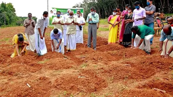 ഹരിത സമൃദ്ധിക്കായി മൂന്ന് ഏക്കറോളം വരുന്ന തരിശ് ഭൂമിയിൽ വിവിധയിനം പച്ചക്കറി കൃഷിക്ക് തുടക്കം കുറിച്ചു