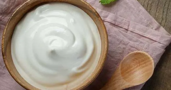 താരന്‍ കളയാന്‍ തൈര് ഉപയോഗിക്കേണ്ടത് ഇങ്ങനെ..