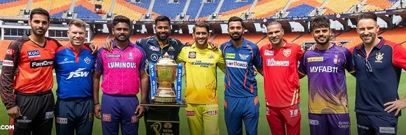 ഇനി ഐപിഎല്‍ ആവേശത്തിന്റെ ദിനങ്ങള്‍; ആദ്യ മത്സരത്തില്‍ ടോസ് നേടിയ ഗുജറാത്ത് ടൈറ്റന്‍സ് ഫീല്‍ഡിംഗ് തിരഞ്ഞെടുത്തു; ചെന്നൈ സൂപ്പര്‍ കിംഗ്‌സ് ആദ്യം ബാറ്റു ചെയ്യും; ഇരുടീമുകളും ഇങ്ങനെ