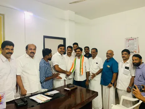 ഭാരത് ജോഡോ യാത്രയുടെ സന്ദേശം ഉൾക്കൊണ്ട് അസിസ്റ്റൻറ് പ്രൊഫസർ മുഹമ്മദ് ഷഹീർ പള്ളിയാളി കോൺഗ്രസിൽ ചേർന്നു
