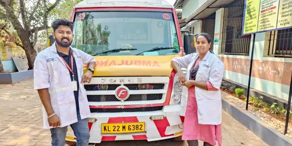 ആശുപത്രിയിലേക്കുള്ള യാത്രാമധ്യേ യുവതി കനിവ് 108 ആംബുലൻസിനുള്ളിൽ കുഞ്ഞിന് ജന്മം നൽകി