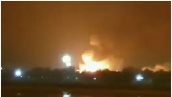 ഗുജറാത്തിലെ സൂറത്തിലുള്ള ഒഎൻജിസി പ്ലാൻ്റിൽ പൊട്ടിത്തെറി: അപകടമുണ്ടായത് ഇന്ന് പുലർച്ചെ: തീയണയ്ക്കാനുള്ള ശ്രമം തുടരുന്നു