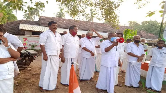കർഷകരുടെ സമരത്തിന് ഐക്യദാർഡ്യം പ്രഖ്യാപിച്ചുകൊണ്ട് കുത്തനൂർ മണ്ഡലം കർഷക കോൺഗ്രസിൻറെ നേതൃത്വത്തിൽഐക്യദാർഢ്യ ട്രാക്ടർ റാലി നടത്തി