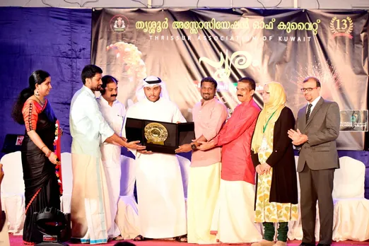 തൃശ്ശൂർ പൂരത്തിന്റെ പ്രൗഢി ഒട്ടും ചോരാതെ തൃശ്ശൂർ പൂരം കുവൈറ്റിൽ !!