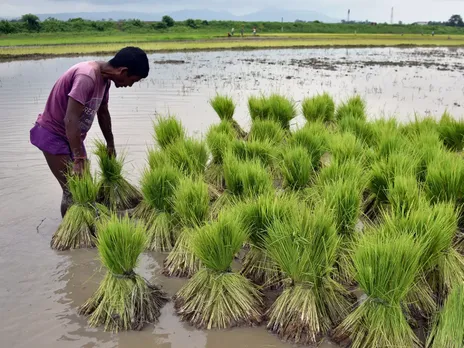 ഡൽഹി സർക്കാരിന് ഇതൊക്കെ എങ്ങനെ കഴിയുന്നു ? മറ്റുള്ളവർക്ക്‌ എന്തുകൊണ്ട് കഴിയുന്നില്ല ?