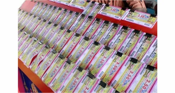 കോവിഡ് പ്രതിസന്ധി: ലോട്ടറി തൊഴിലാളികളെ സംരക്ഷിക്കാൻ സർക്കാർ നടപടി സ്വീകരിക്കണം - വി ടി വിനീത്