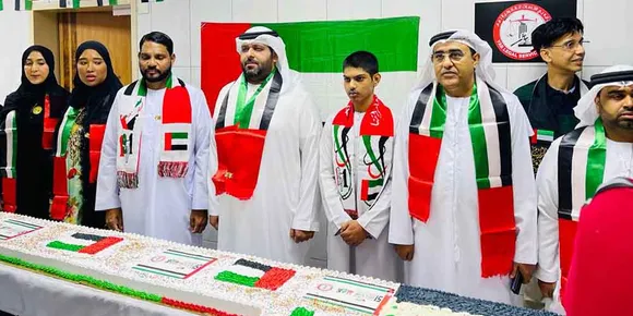 യുഎഇയുടെ അമ്പത്തൊന്നാം ദേശിയ ദിനാഘോഷതോടനുബന്ധിച്ചു 51 മീറ്റർ നീളത്തിൽ ഭീമൻ കേക്കൊരുക്കി യാബ് ലീഗൽ സർവീസിസ്