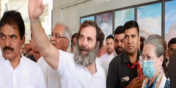 പാര്‍ട്ടി ഏതായാലും നേതാക്കള്‍ക്ക് നേതൃഗുണവും പ്രാഗത്ഭ്യവും വേണം. ശശി തരൂരിനെപ്പോലുള്ള പ്രഗത്ഭരെ തഴഞ്ഞാല്‍ പിന്നെ തരം താണവരാകും മുകള്‍ത്തട്ടിലെത്തുക. അതോടെ നേതൃത്വം ജീര്‍ണിക്കുകയും ദുര്‍ബലമാകുകയും ചെയ്യും. കോണ്‍ഗ്രസിന്‍റെ ഇന്നത്തെ സ്ഥിതിക്ക് കാരണവും അതുതന്നെ. ഭാരത് ജോഡോ യാത്ര ഉയര്‍ത്തിയ ഉണര്‍വും കരുത്തും നിലനിര്‍ത്തി മതേതര-സോഷ്യലിസ്റ്റ് കക്ഷികളെ ഒപ്പംകൂട്ടി രാജ്യത്തിന്‍റെ പ്രതീക്ഷയാകാന്‍ പ്ലീനറി സമ്മേളനത്തോടെ കോണ്‍ഗ്രസിനു കഴിയണം - മുഖപ്രസംഗത്തില്‍ ജേക്കബ് ജോര്‍ജ്