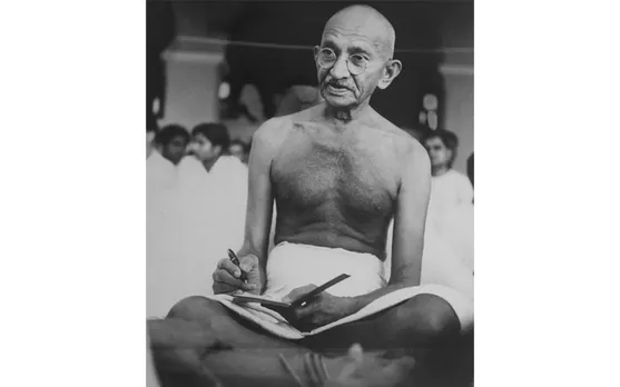 ഗാന്ധിജി എന്തുകൊണ്ട് ക്രിസ്തുമതം സ്വീകരിച്ചില്ല ? അമേരിക്കയിലെ ക്രിസ്ത്യൻ മതപുരോഹിതനായിരുന്ന മില്‍ട്ടണ്‍ ന്യൂബെറി ഫ്രാന്‍റ്സിന് മഹാത്മാ ഗാന്ധി എഴുതിയ ഒരു കത്ത് ഇപ്പോള്‍ ലേലത്തിന് വച്ചിരിക്കുന്നു...